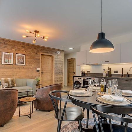 White Pearl A02 - Alpes Travel - Chamonix - Sleeps 4 Leilighet Eksteriør bilde